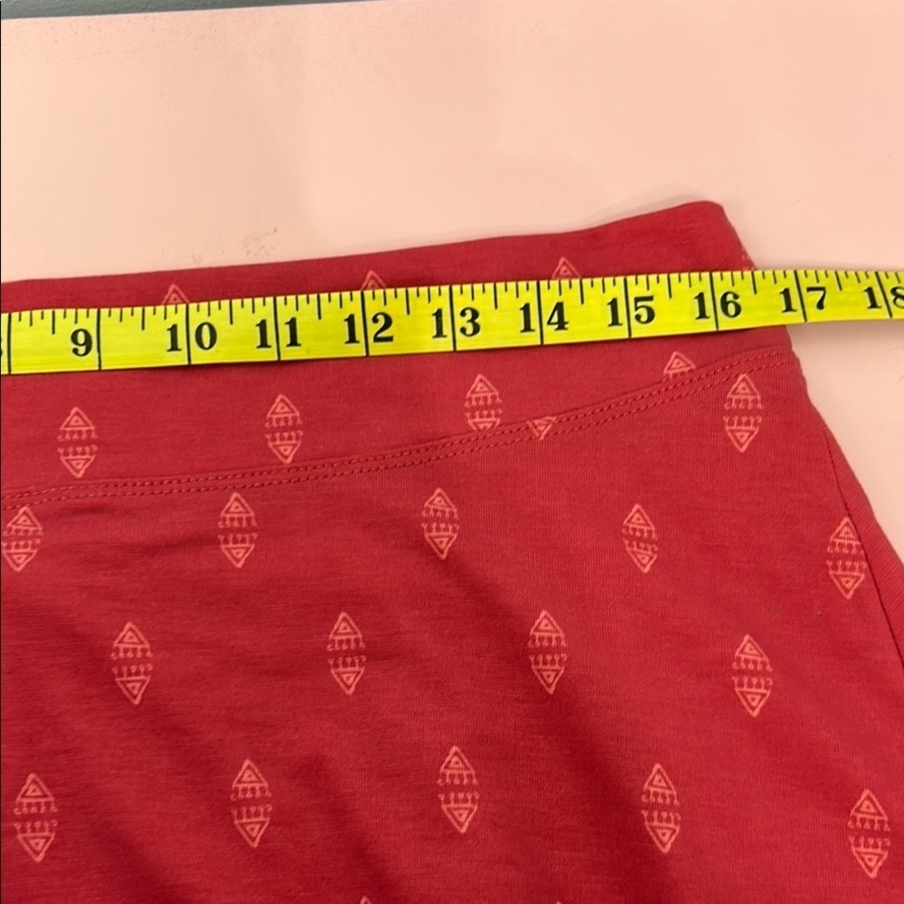 Fig A-Line Skirt Raspberry Knee-Length - Picture 6 of 7